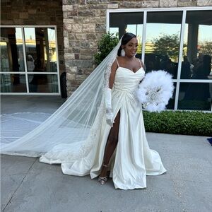 Wedding dress